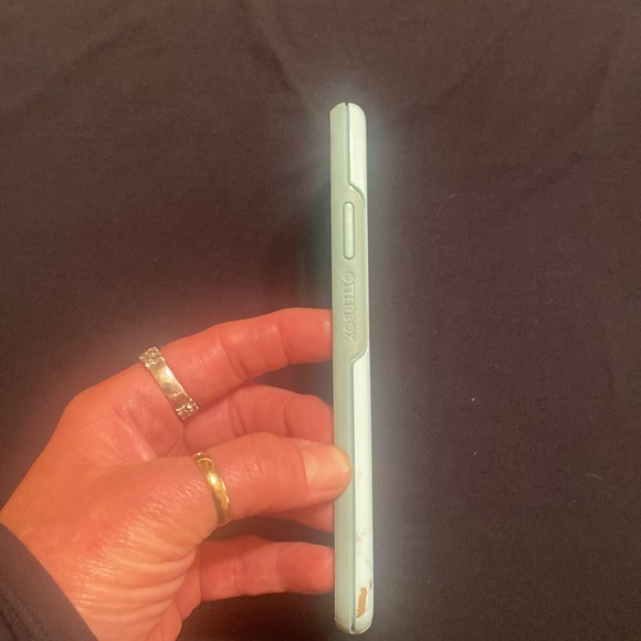 OTTER BOX SYMMETRY CASE - Picture 4 of 6